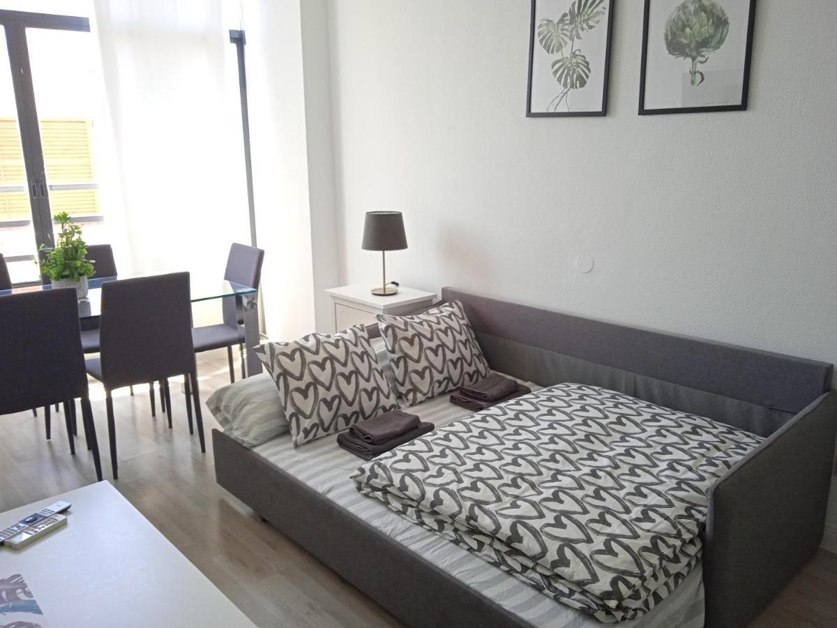 Apartamento Con Encanto 'Larios Luxy' Apartment มาลากา ภายนอก รูปภาพ