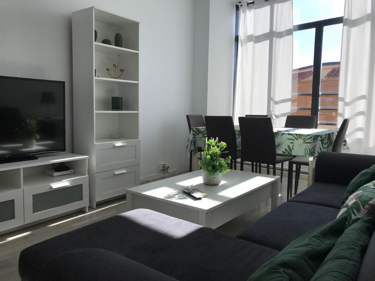 Apartamento Con Encanto 'Larios Luxy' Apartment มาลากา ภายนอก รูปภาพ