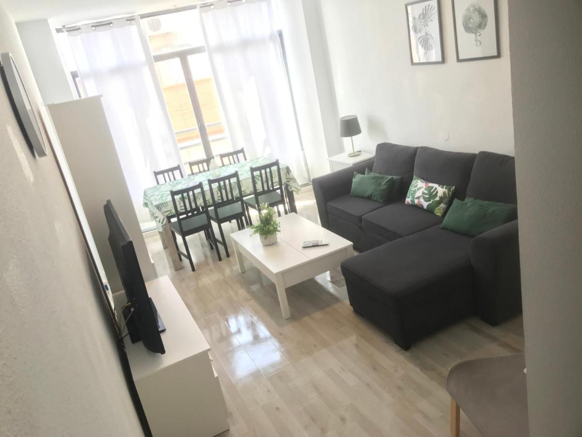 Apartamento Con Encanto 'Larios Luxy' Apartment มาลากา ภายนอก รูปภาพ