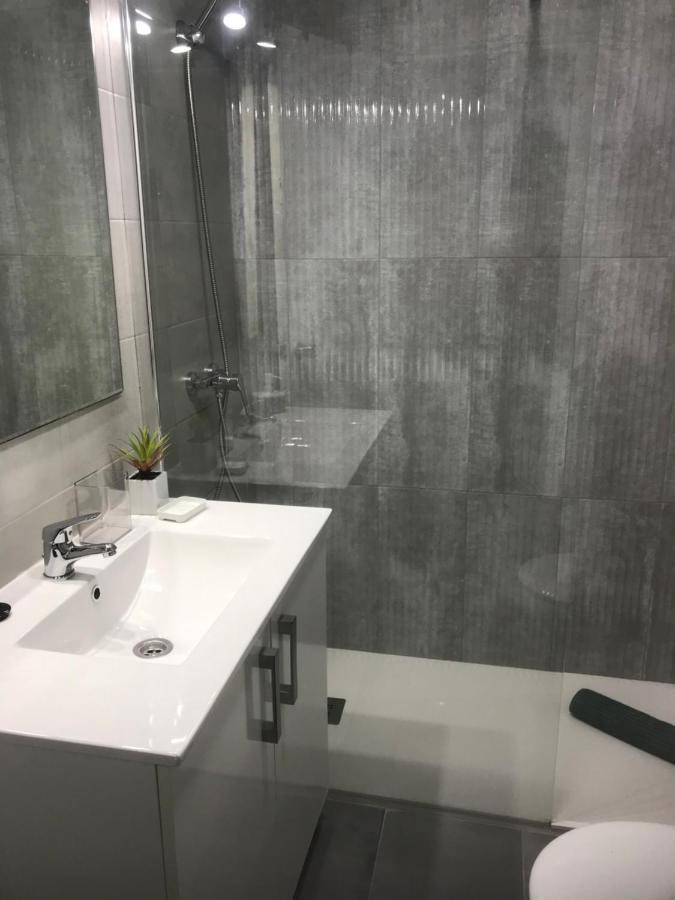 Apartamento Con Encanto 'Larios Luxy' Apartment มาลากา ภายนอก รูปภาพ
